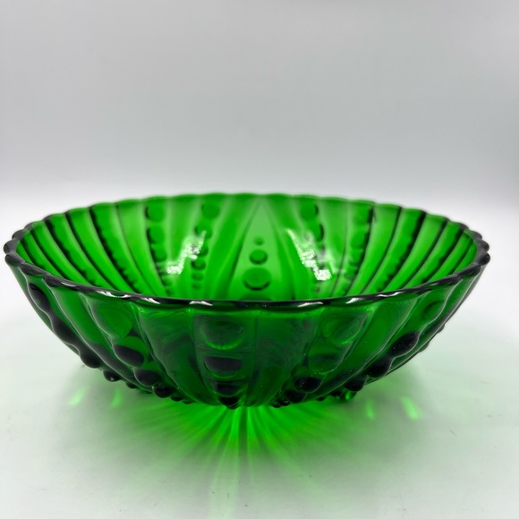 Vintage Anchor Hocking Forest Green Burple Serving/ Centerpiece Bowl 8 1/2"